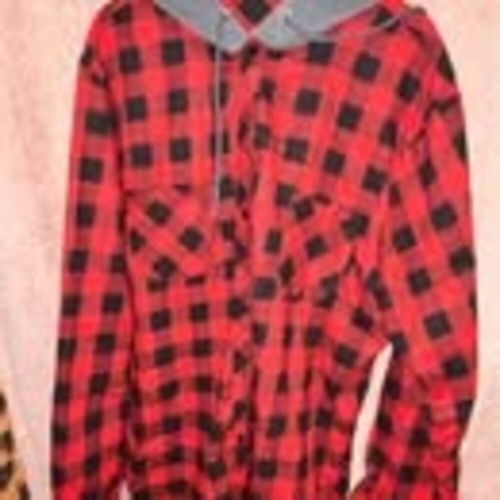 Red and Black Buffalo Plaid Hooded Flannel Shirt Size 3XL Unisex